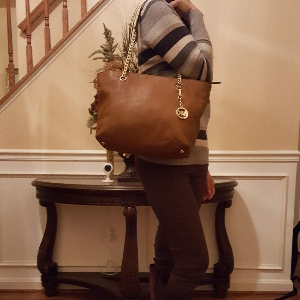 🌻SOLD🌻EUC Michael by Michael Kors shoulder bag - Picture 7 of 8